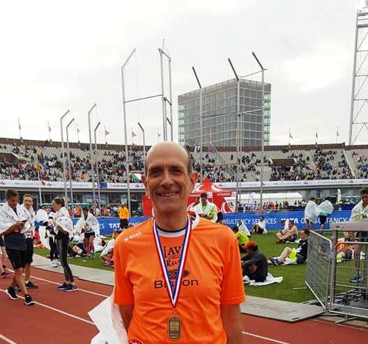 Giorgio Menegazzo appena dopo l'arrivo della Maratona di Amsterdam 3