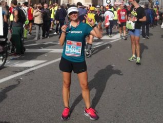 La felicità di Michela Scalco dopo aver tagliato il traguardo