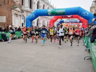 StrAVicenza21km 2018, partenza piazza dei signori