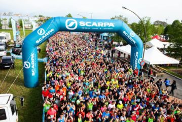 (Una partenza degli anni scorsi del Trail delle Due Rocche - Foto tratta dalla pagina Facebook Duerocche Trail Running official